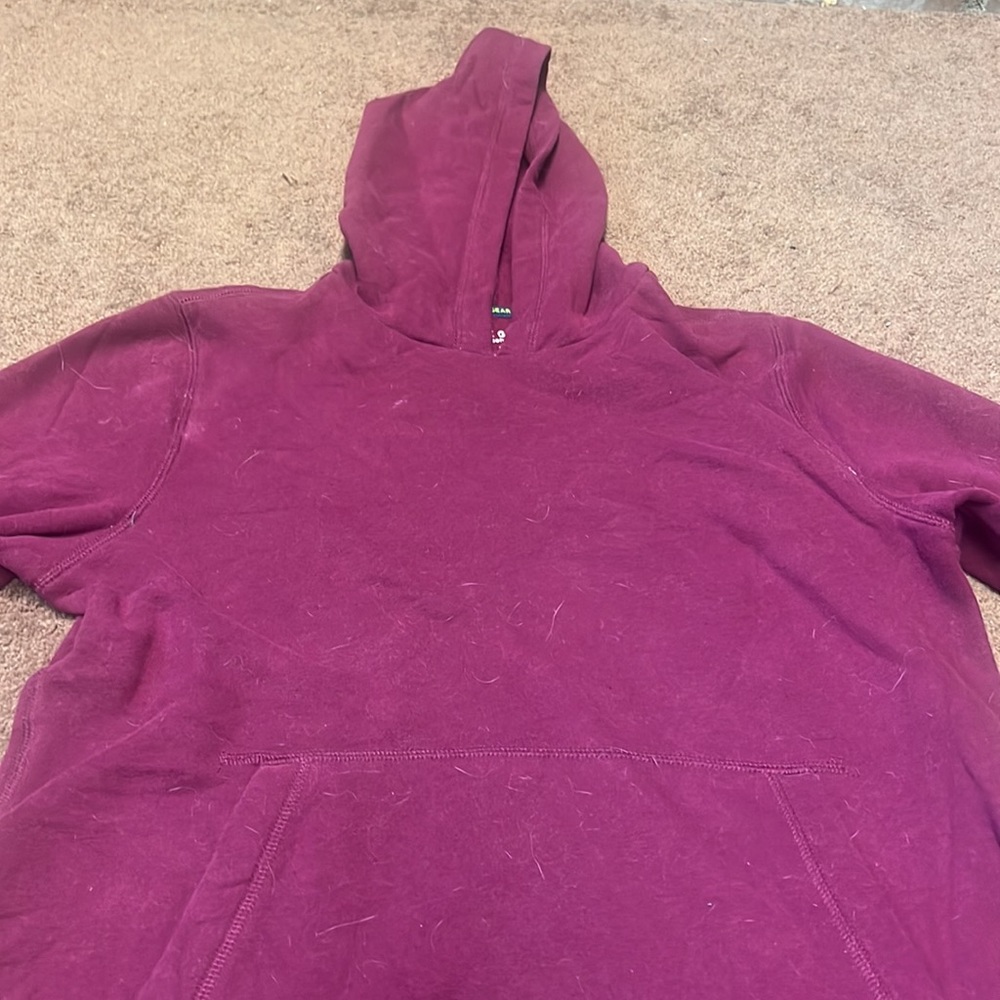maroon sweatshirt ($15 if bought w/ matching pants)